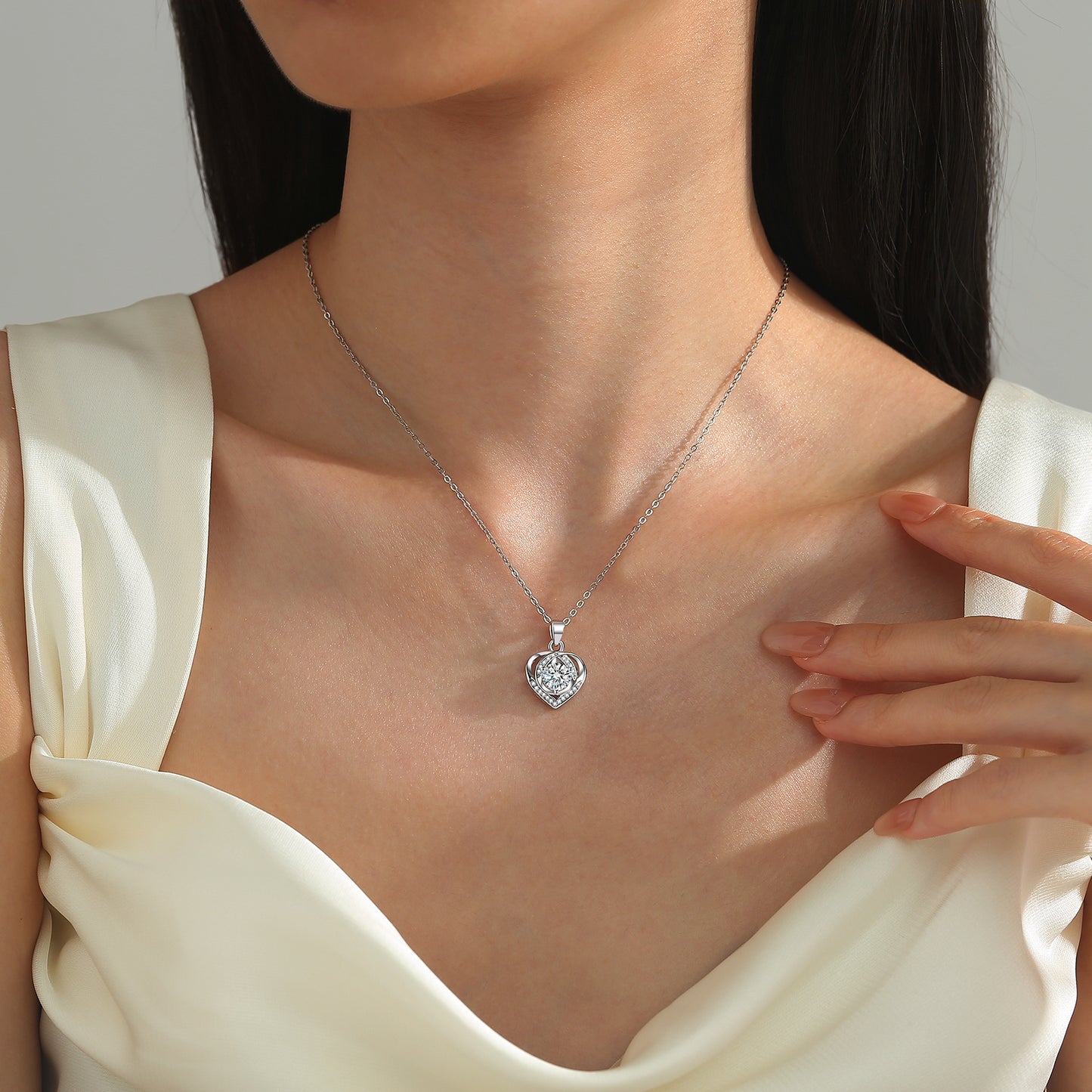 1 Carat Moissanite Heart Necklace for Women