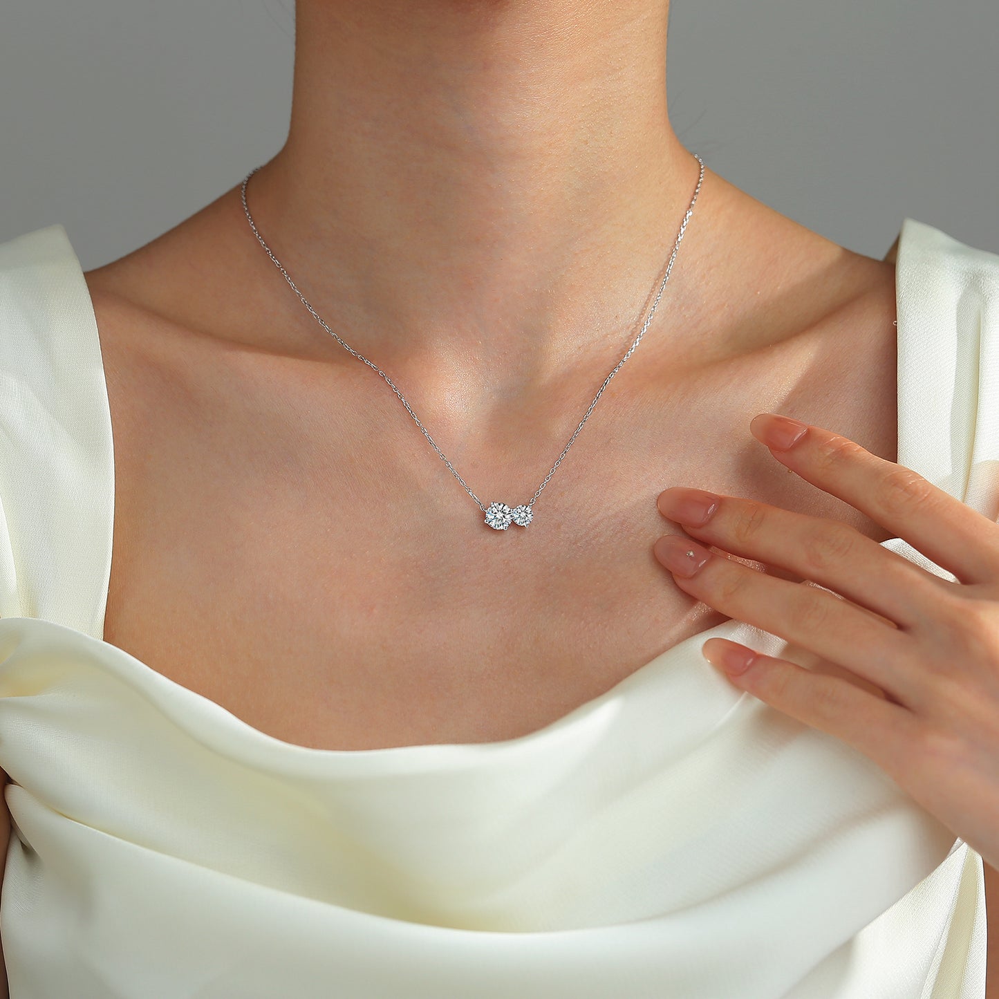 callalove 2-Stone Moissanite Pendant Necklace for Women
