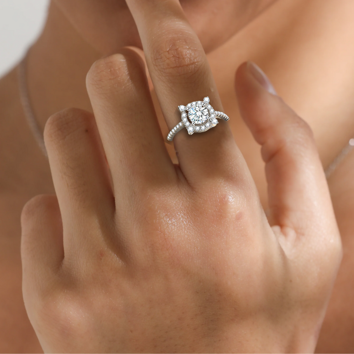 Moissanite Engagement Ring for Women
