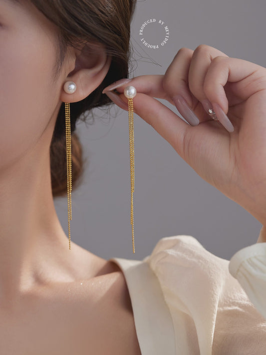 Pearl tassel earring