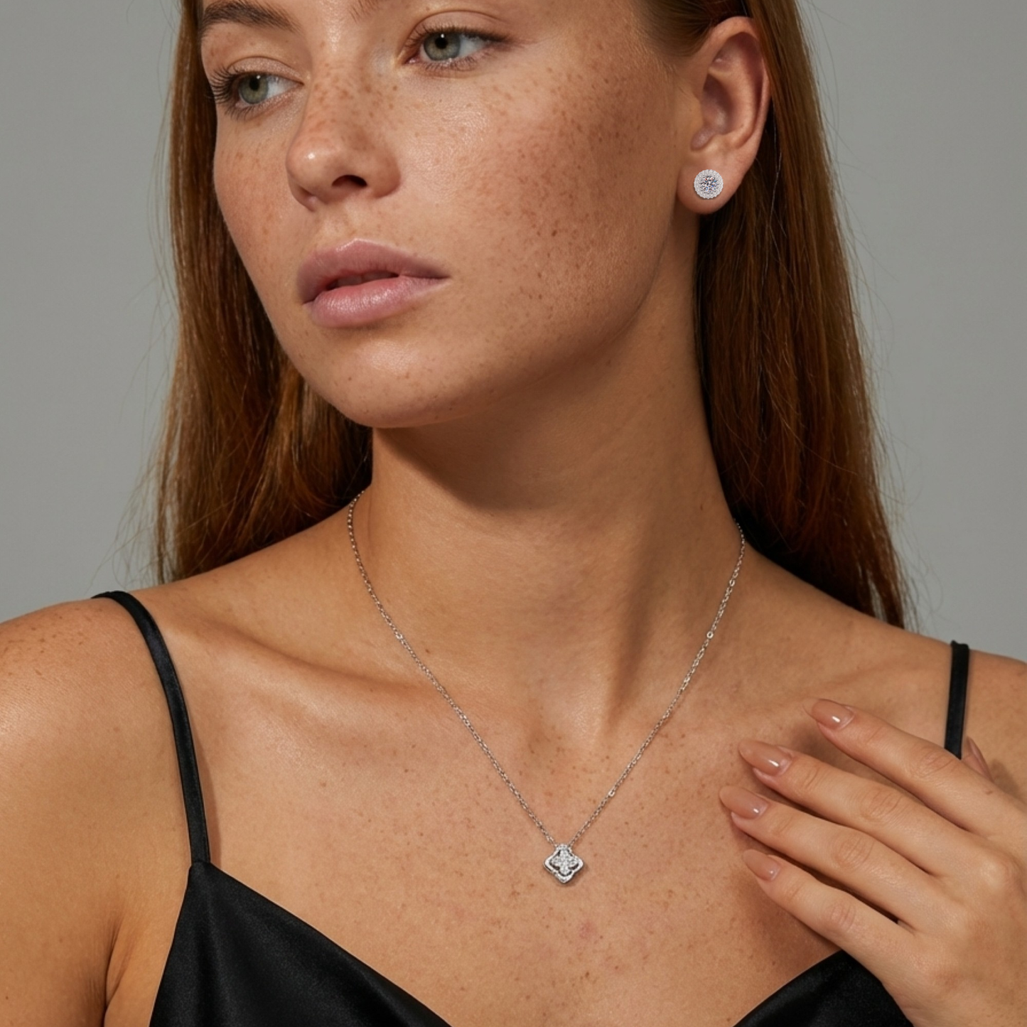 Callalove Moissanite Halo Stud Earrings for Women, 1CTTW Round Cut D Color VVS1 Moissanite