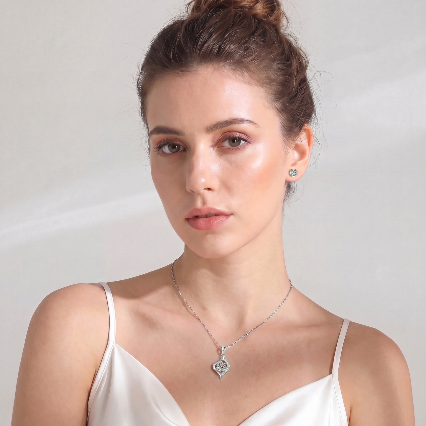 callalove Moissanite Wave Heart Necklace for Women, Mother's Day Gift
