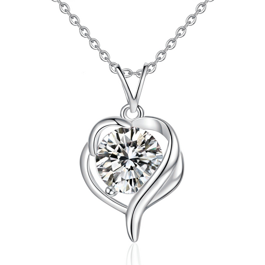 callalove Moissanite Heart Necklace for Women, Minimalist Heart Pendant with Shining Moissanite